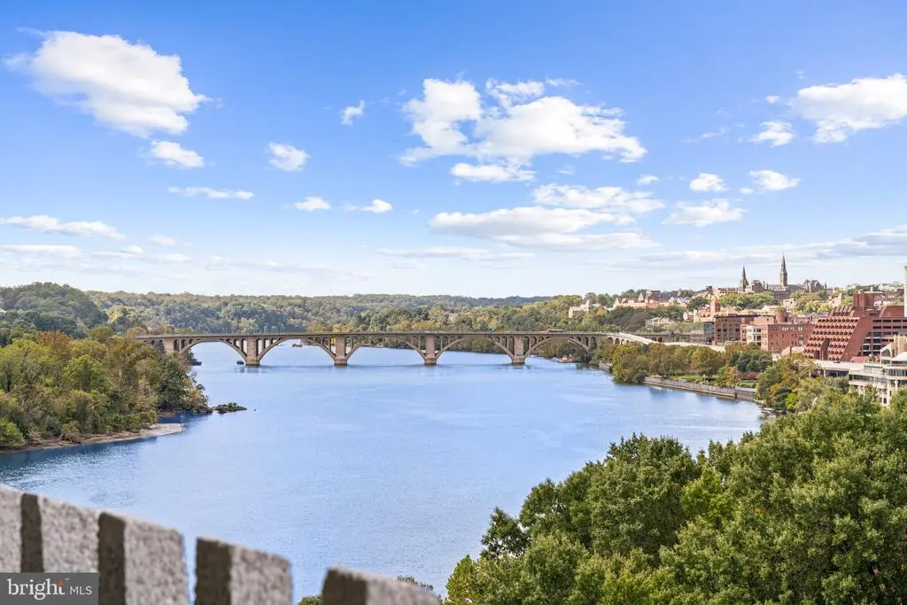 700 New Hampshire Ave Nw #1109, WASHINGTON