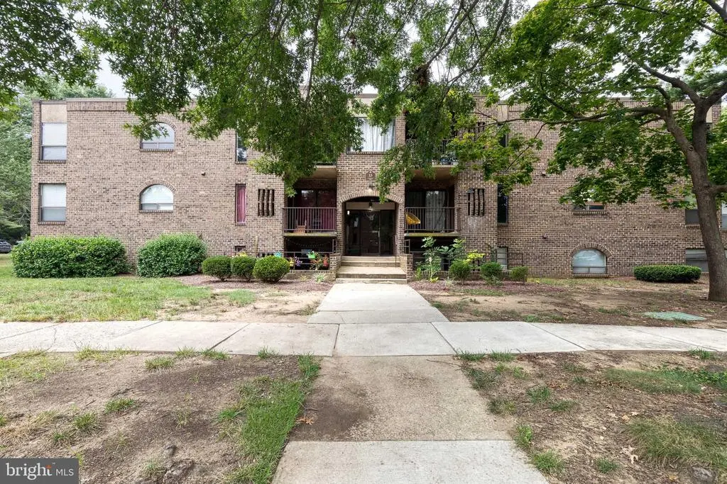 13 Silverwood Cir #6, Annapolis