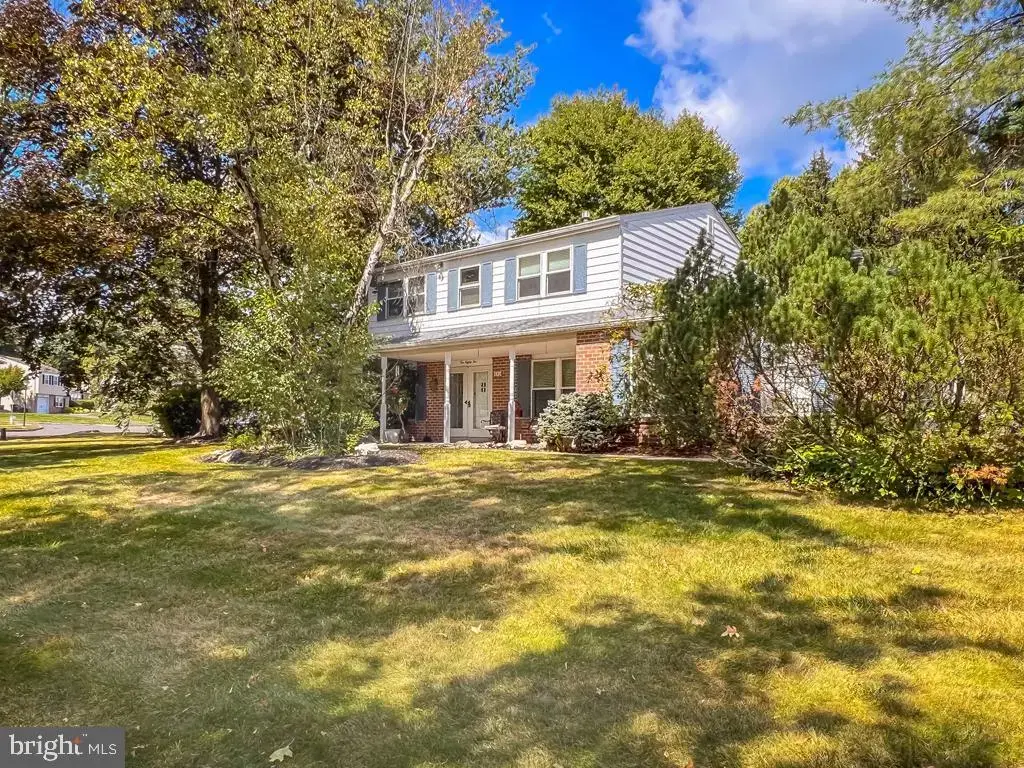 185 Toll Dr, SOUTHAMPTON