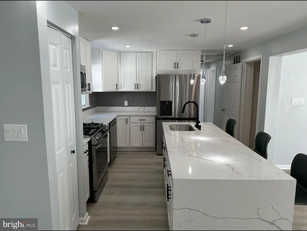 114 Geneva Ave, SILVER SPRING