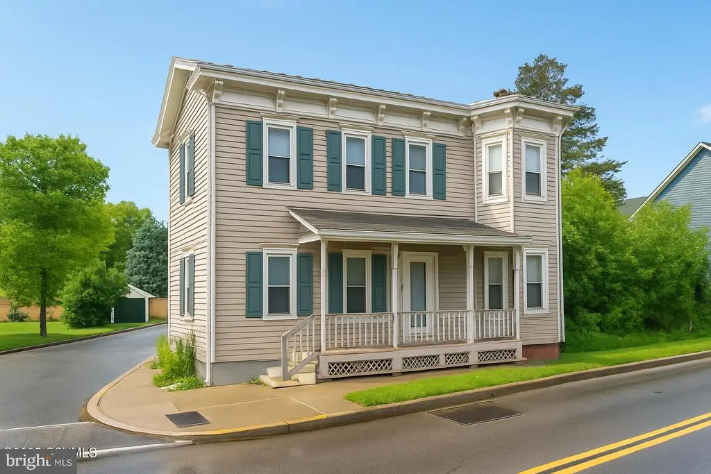 101 Chestnut St, MIFFLINBURG