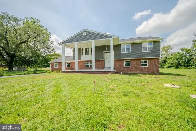 841 Reybold Dr, New Castle