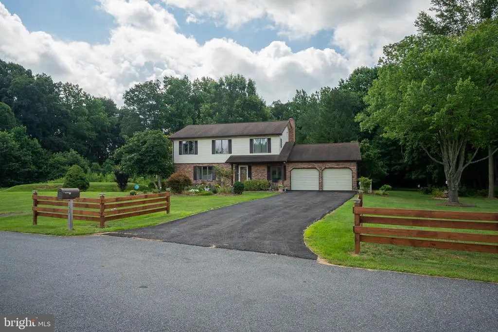 133 Pine Valley Dr, Middletown