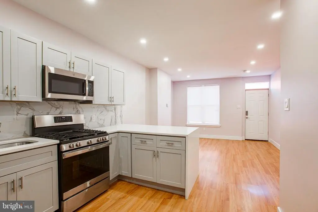 1317 N Myrtlewood St, PHILADELPHIA