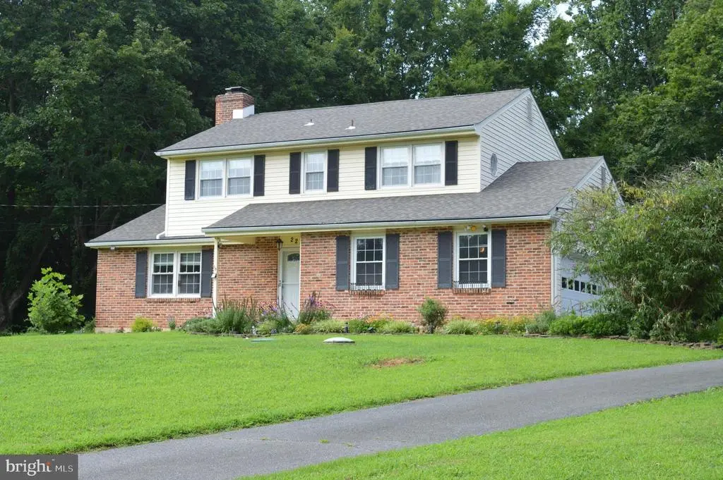 22 The Horseshoe, Newark