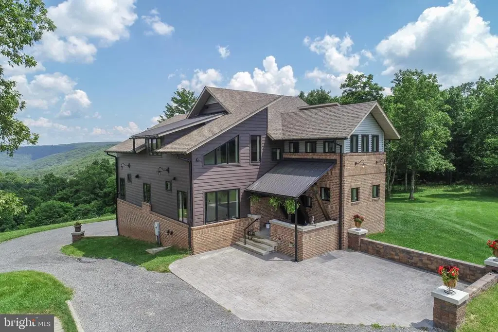 415 Nazelrod Rd, OAKLAND