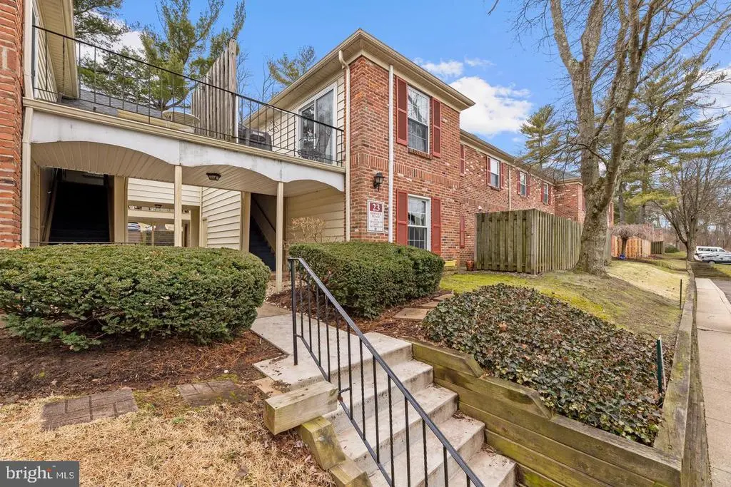 126 Berwick Pl #23b, LANSDALE