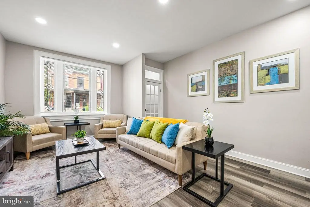 930 N 30th St, PHILADELPHIA