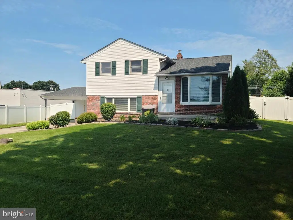 17 Miami Rd, NORRISTOWN