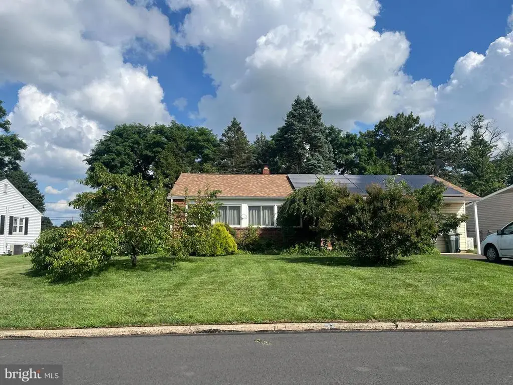 1327 Lacebark St, FEASTERVILLE TREVOSE