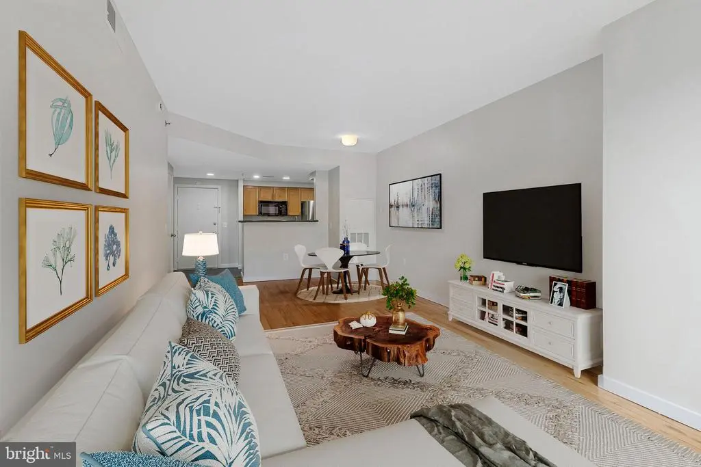 3883 Connecticut Ave Nw #303, WASHINGTON