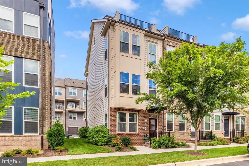 127 Dickenson Dr, Gaithersburg