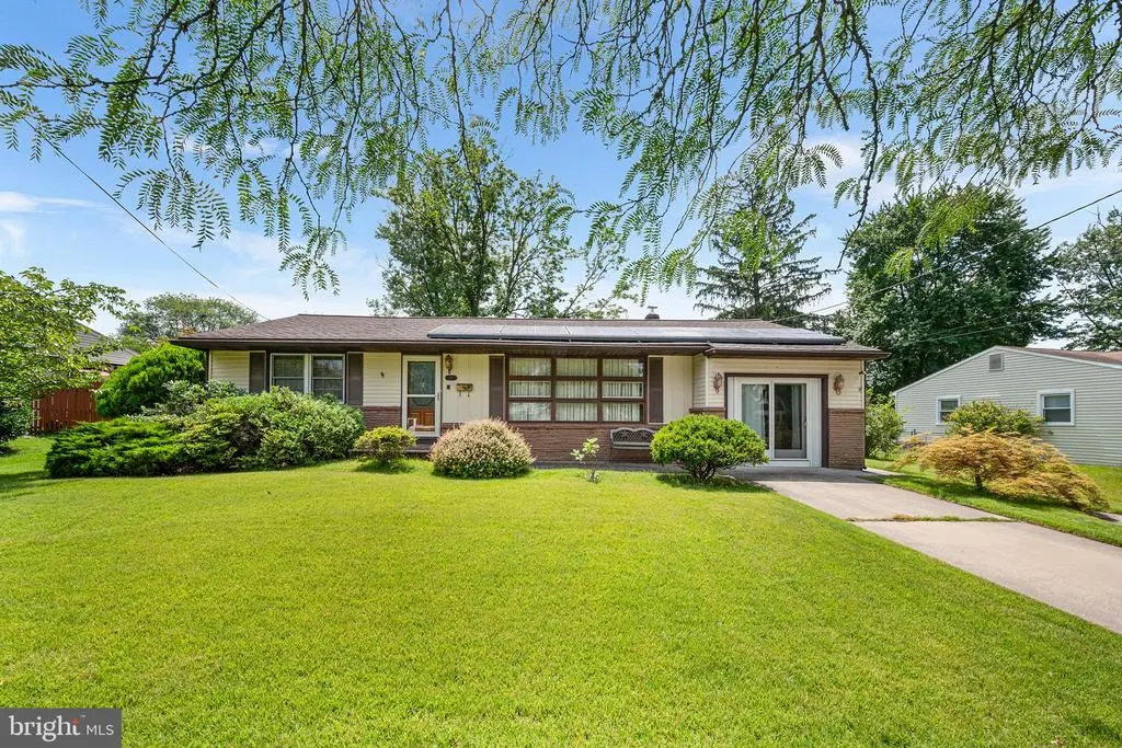 127 Oakdale Rd, CHERRY HILL