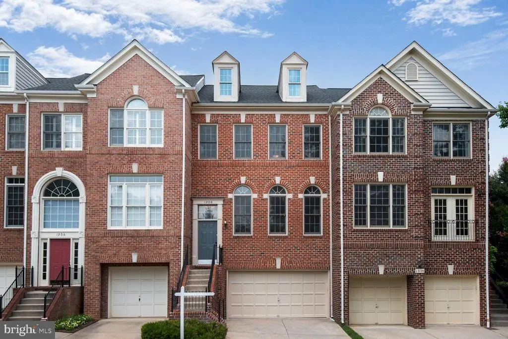 1308 Wild Oak Ter, Rockville