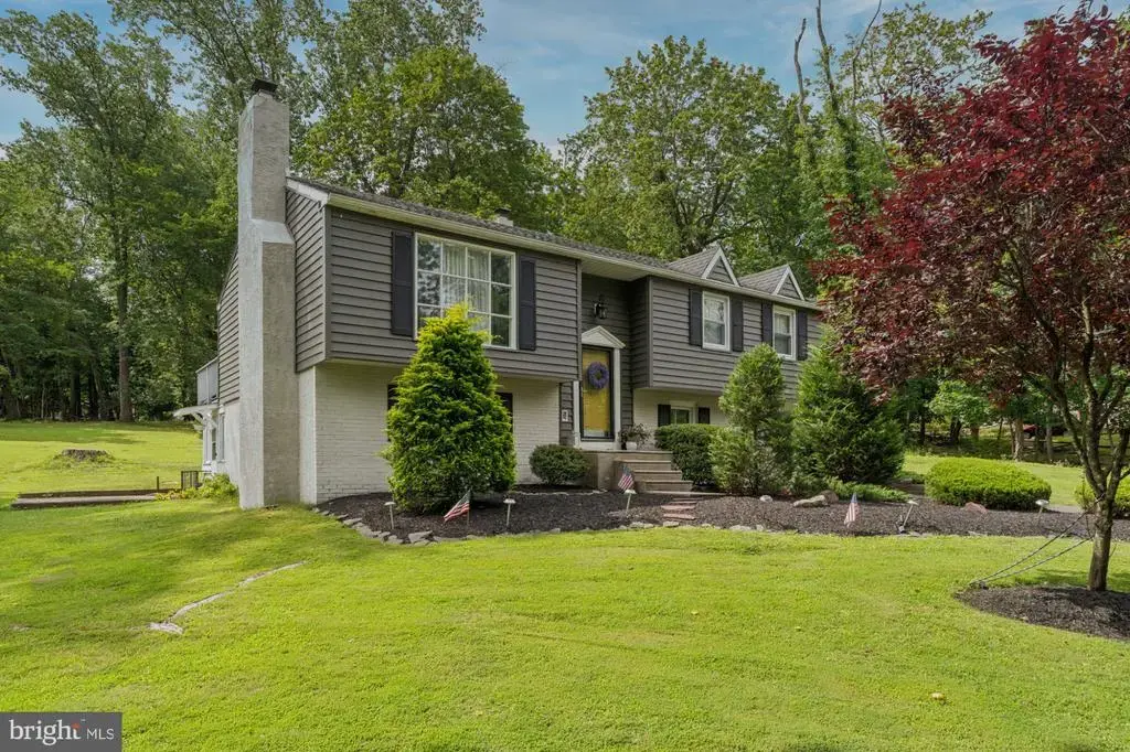 1027 Churchville Rd, SOUTHAMPTON