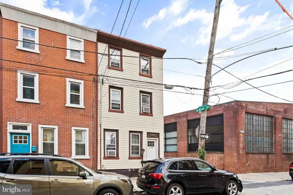 18 E Columbia Ave, PHILADELPHIA