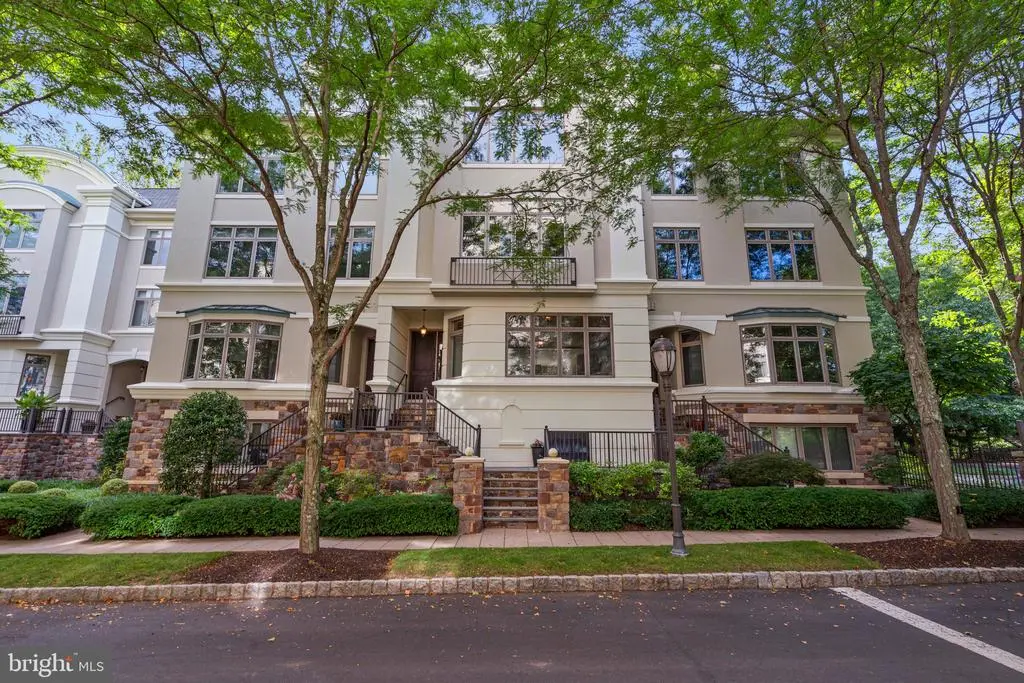 Photo of Listing #PABU2101016