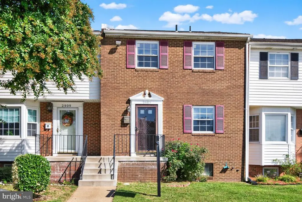 2907 Sunset Ln, SUITLAND