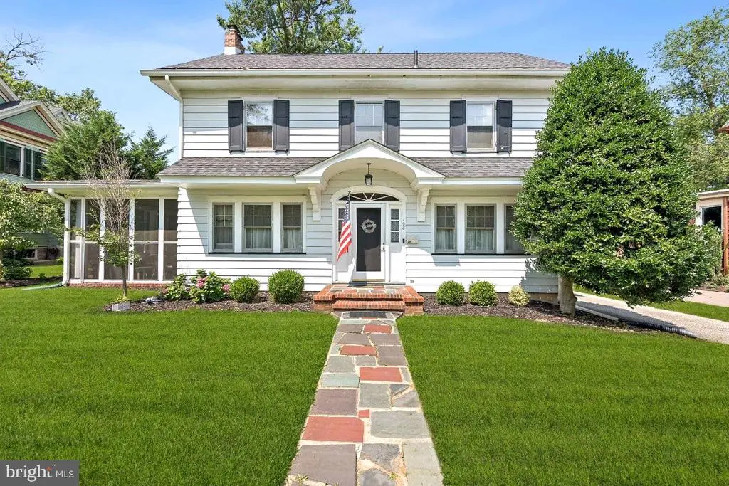 108 S Clinton Ave, WENONAH