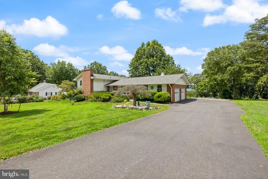 7718 Ridge Rd, Frederick