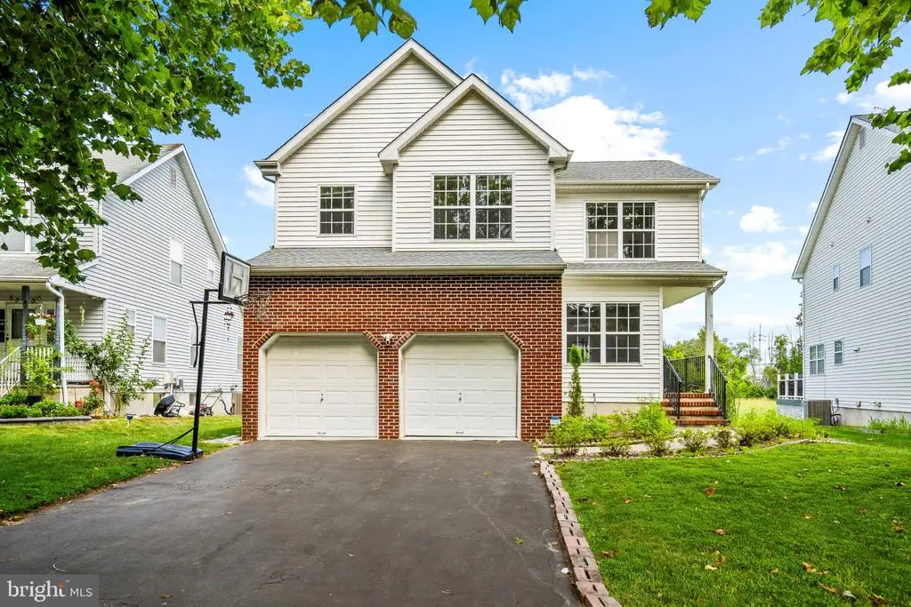 98 Canal View Dr, LAWRENCE TWP