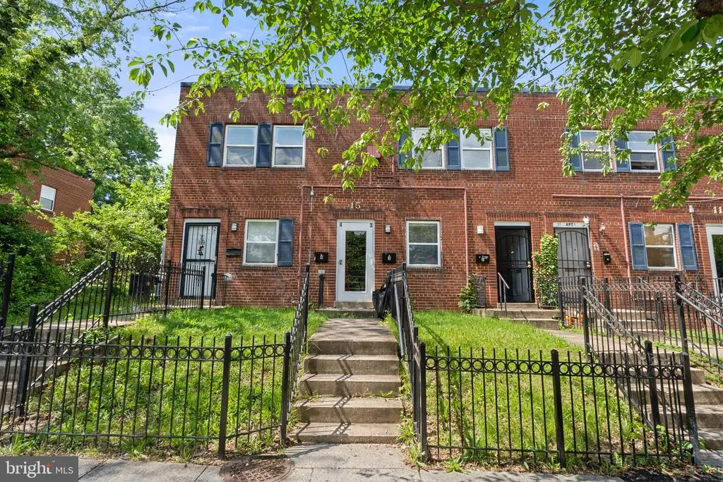15 Halley Pl Se, WASHINGTON