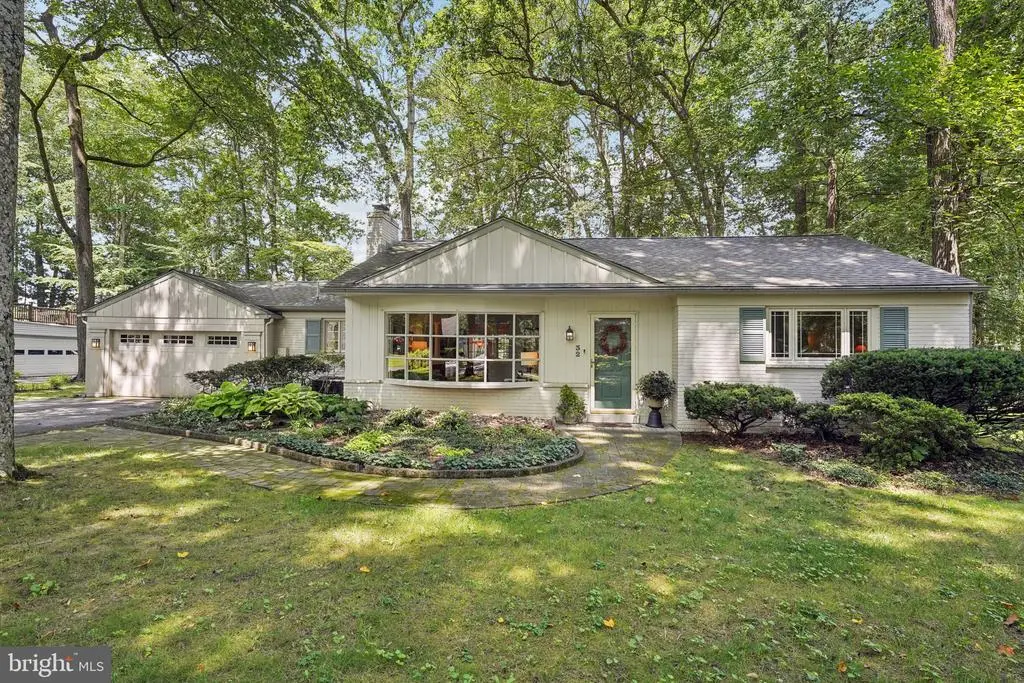 32 Woodland Cir, Downingtown