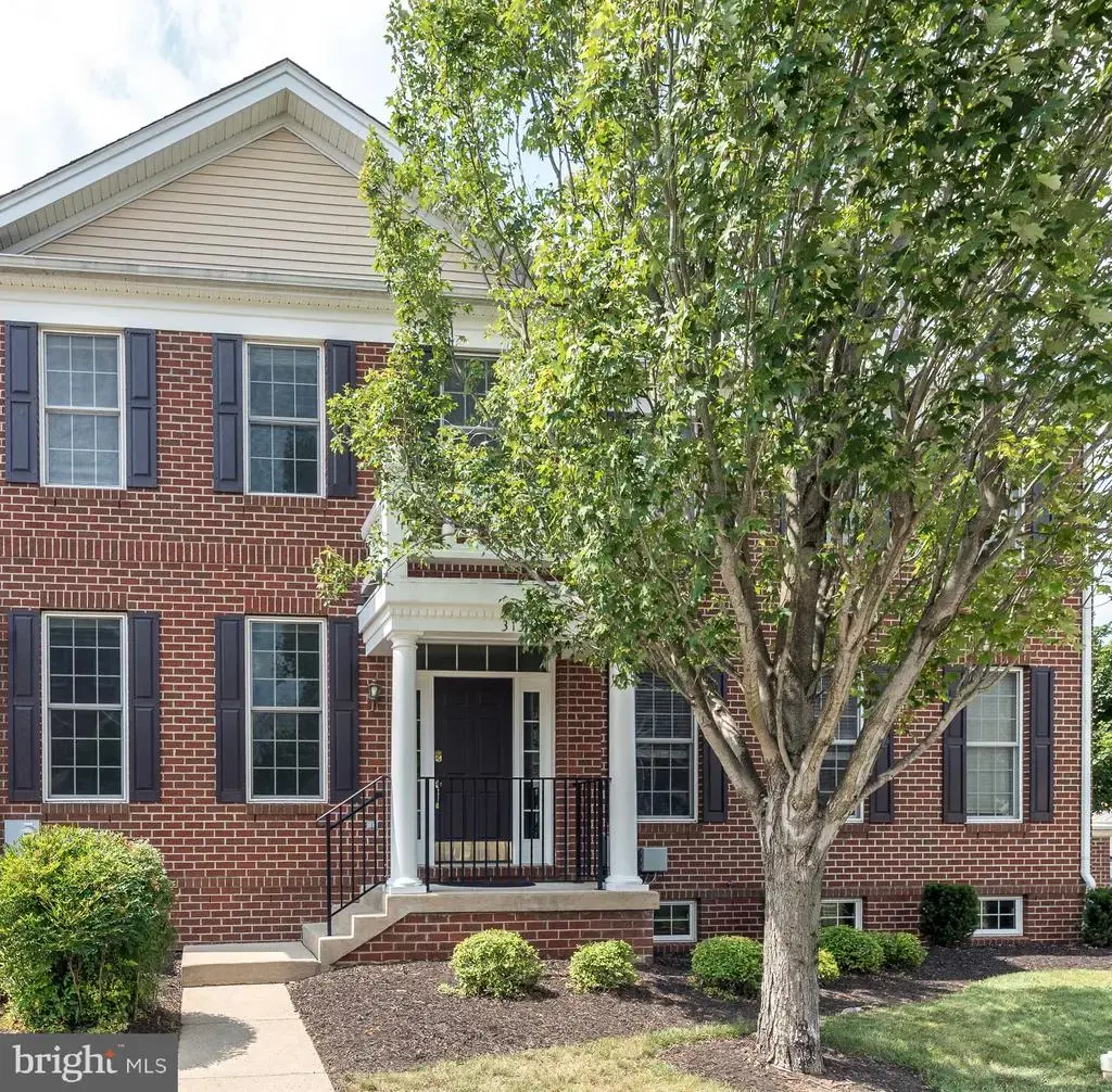 3138 E Brighton St #37, FURLONG