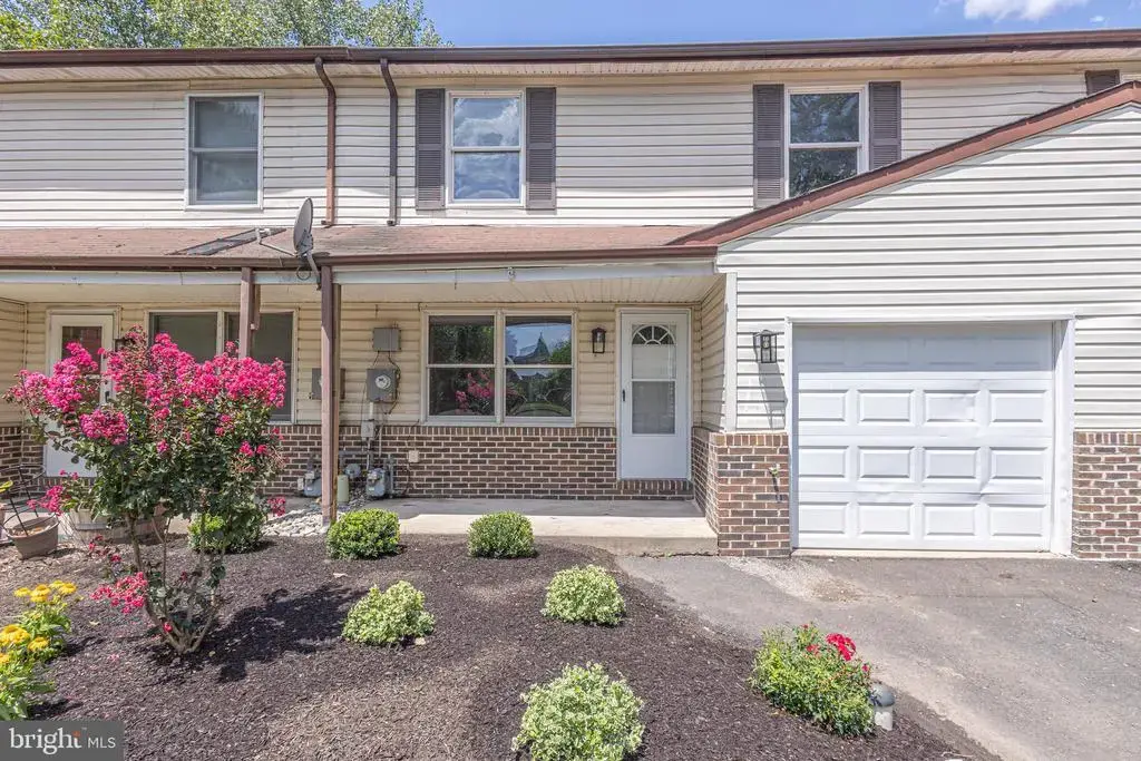 26 Bowling Green Ave #3, MORRISVILLE