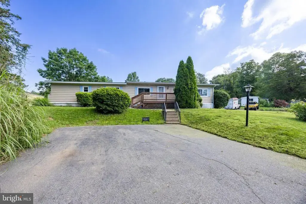 9 Fairway, QUAKERTOWN