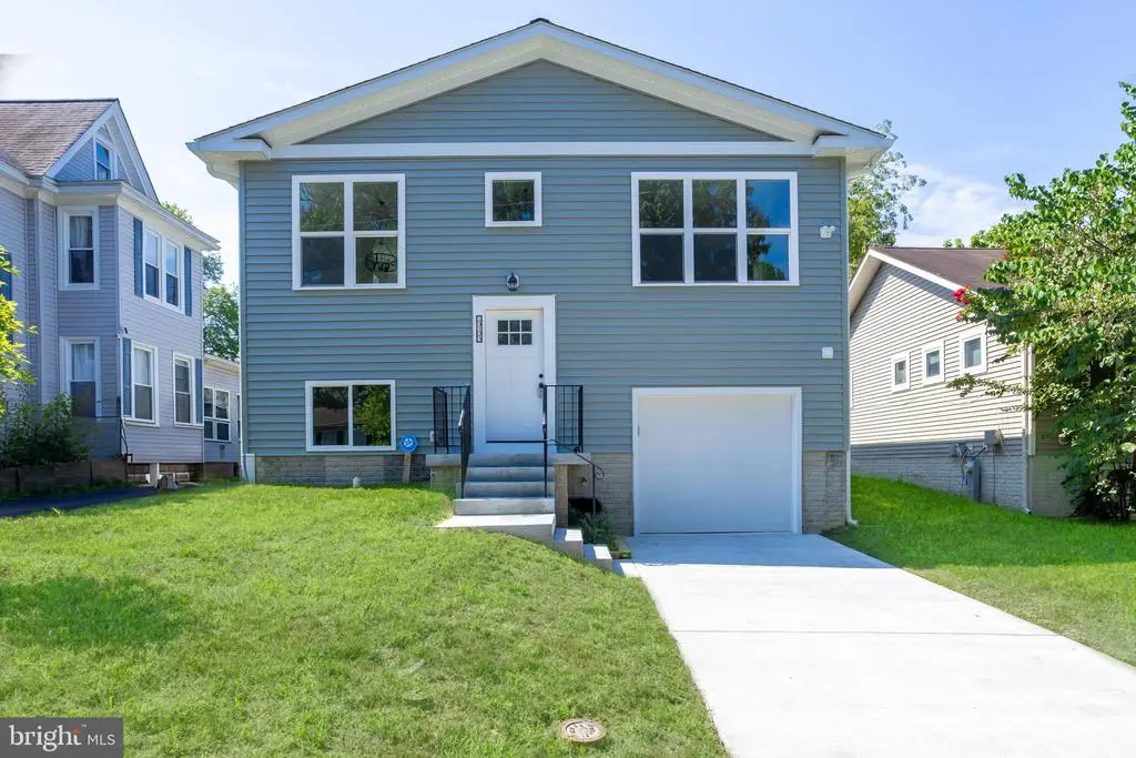 13123 10th St, Bowie