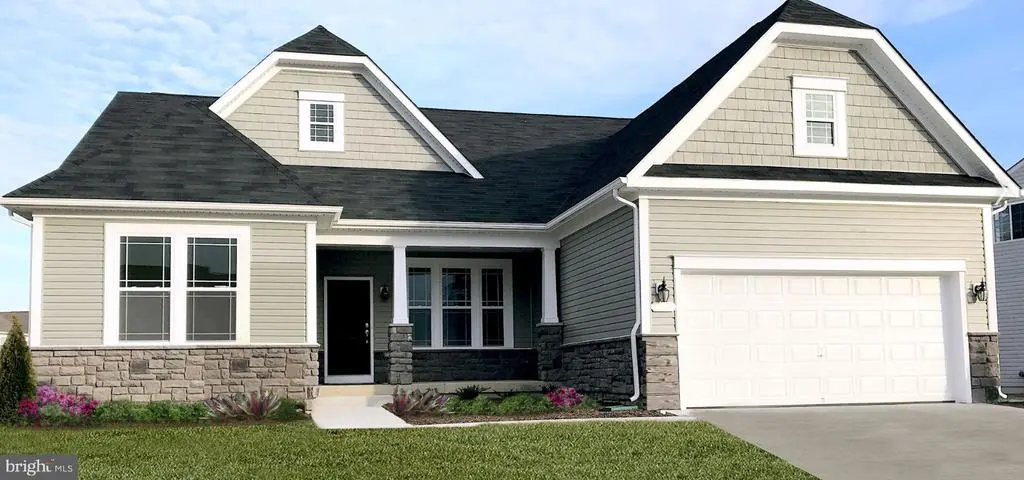 16200 Amora Drive, MILTON