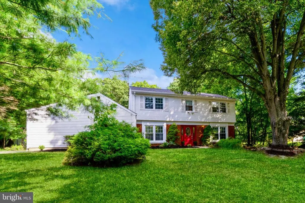 36 Merion Dr, Manalapan