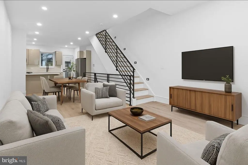 2139 Sears St, Philadelphia