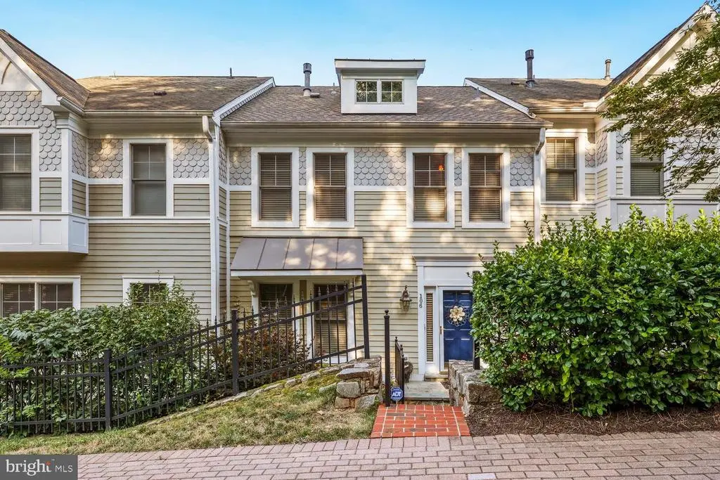 106 Edgehill Dr, Occoquan