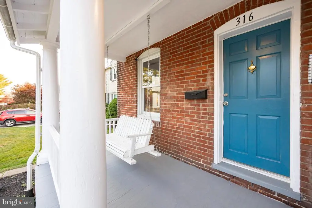 316 Lincoln Ave, DOWNINGTOWN