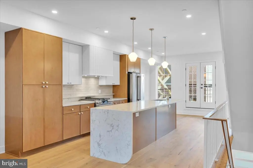 522 S 17th St, Philadelphia