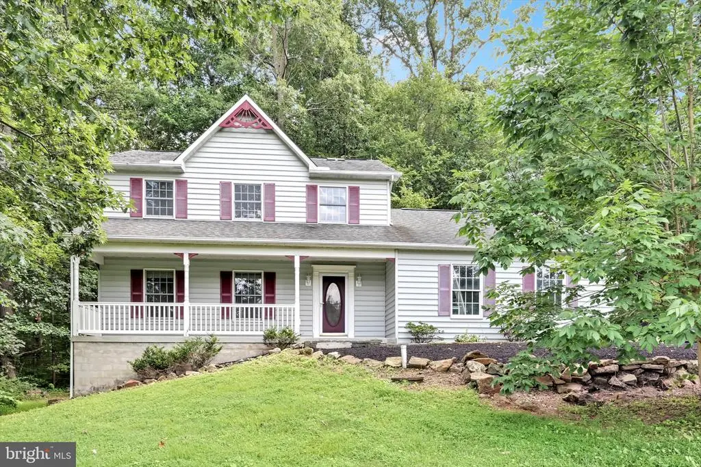 121 Lovell Ln, GLENMOORE