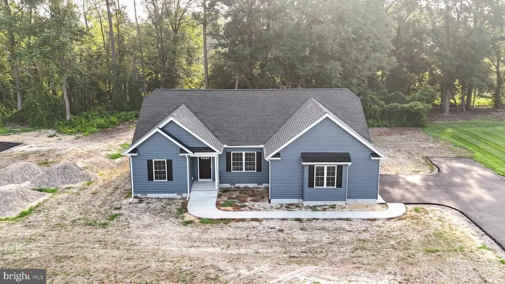 32733 Tussock Dr, LAUREL