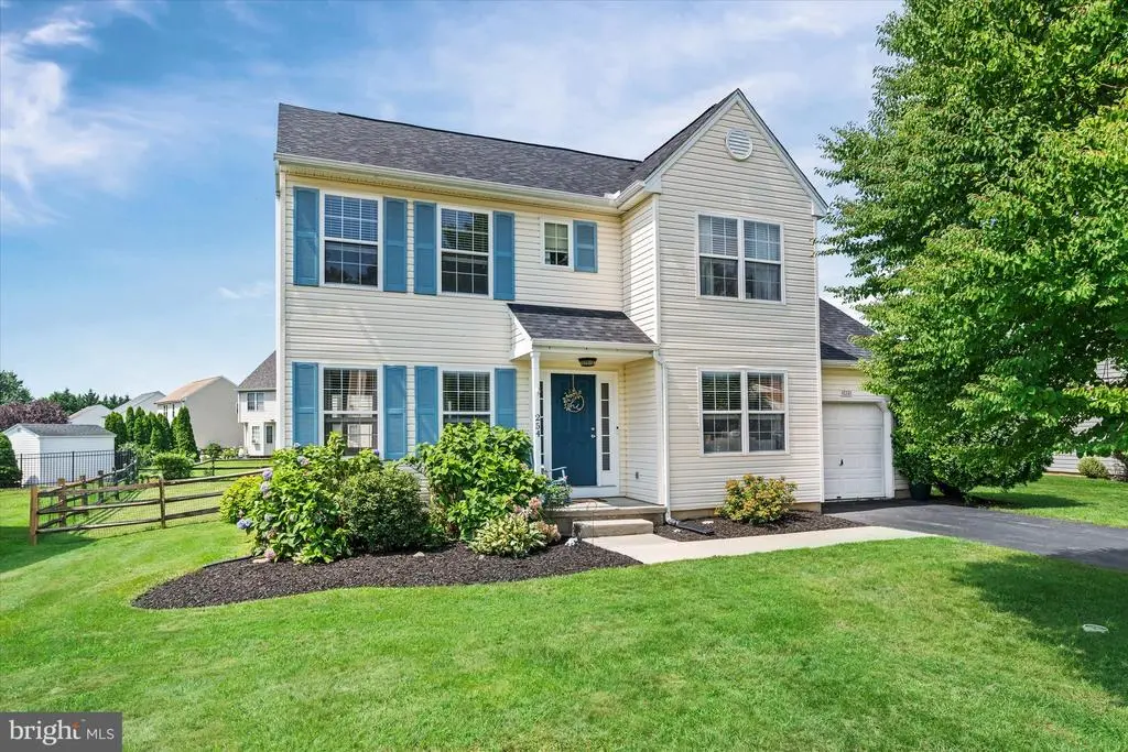 254 E Flagstone Dr, NEWARK