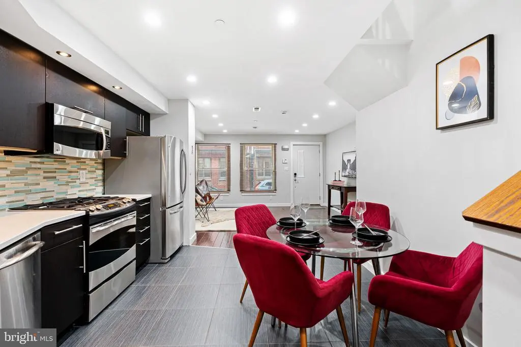 444 Poplar St, PHILADELPHIA