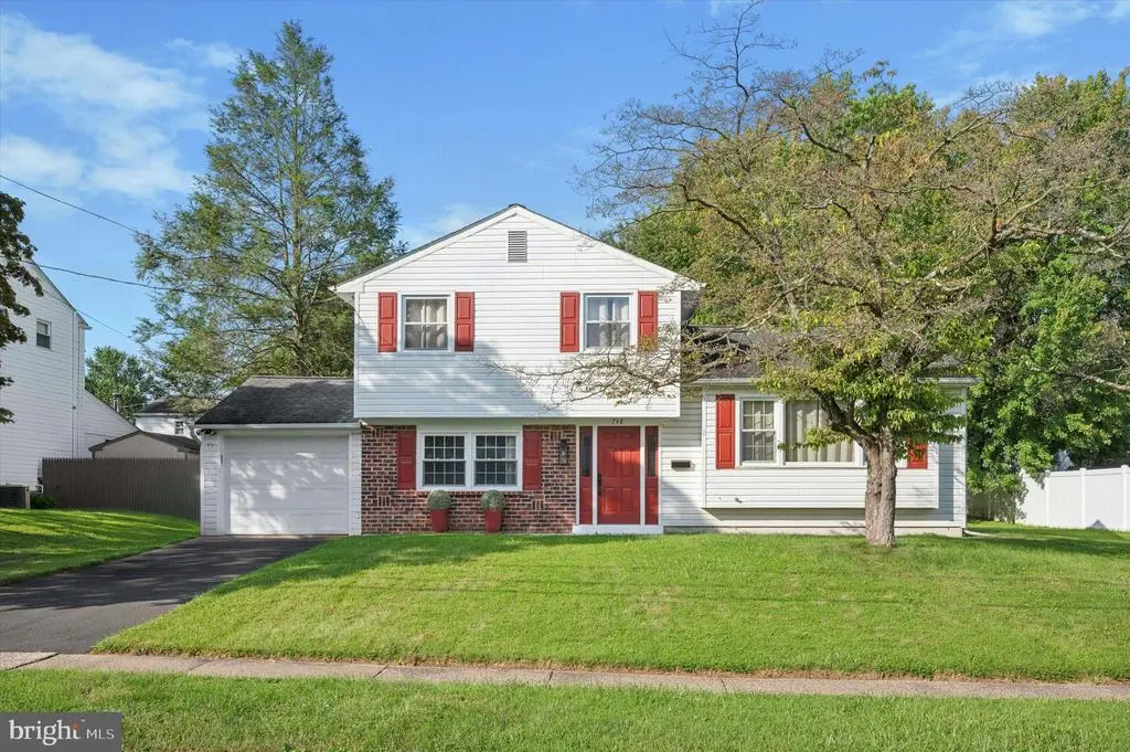 Photo of Listing #PABU2101448