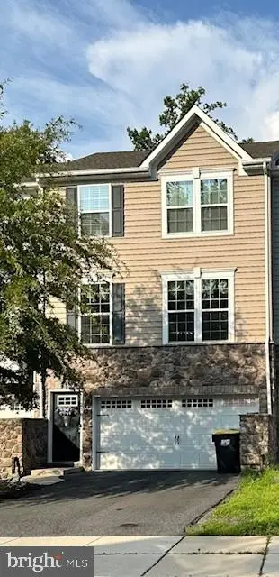 218 General Grey Ct, Newark