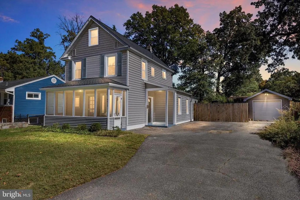 9515 51st Ave, COLLEGE PARK