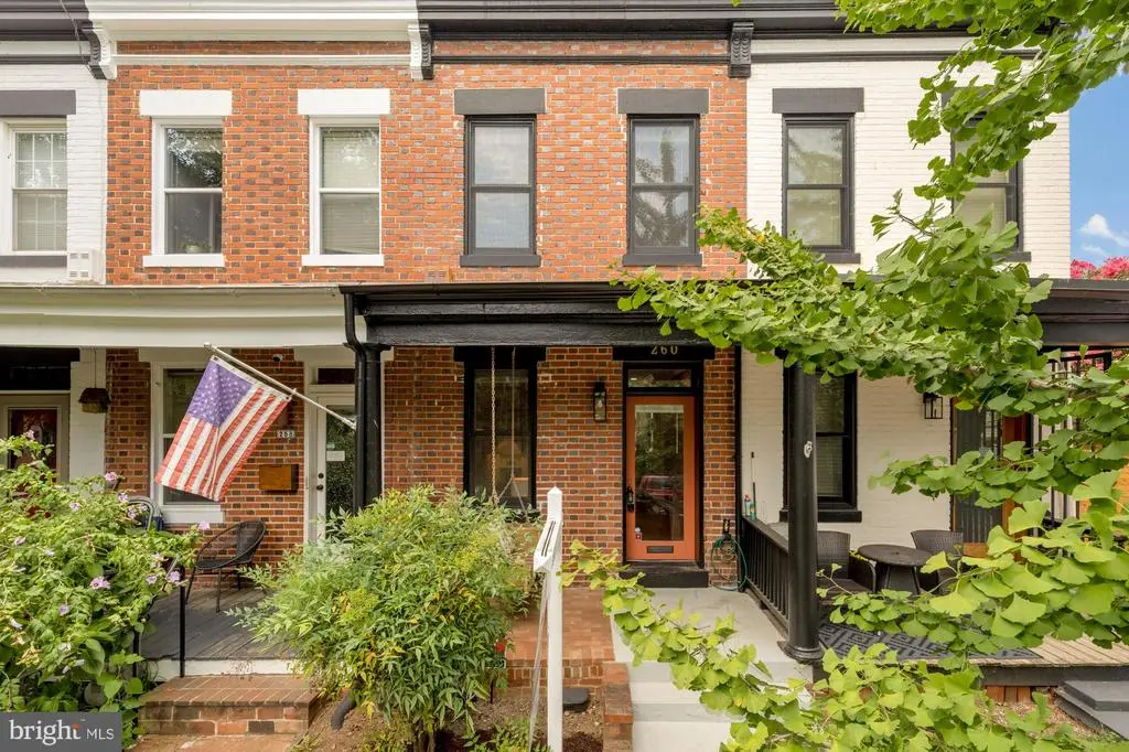 260 Warren Ne, WASHINGTON