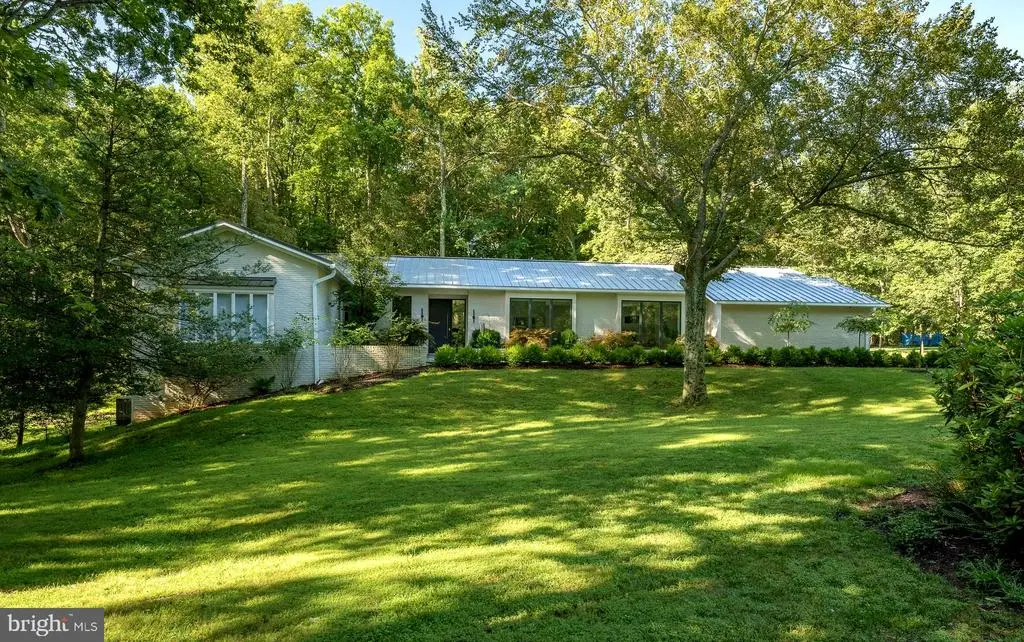 10202 Bentcross Dr, Potomac