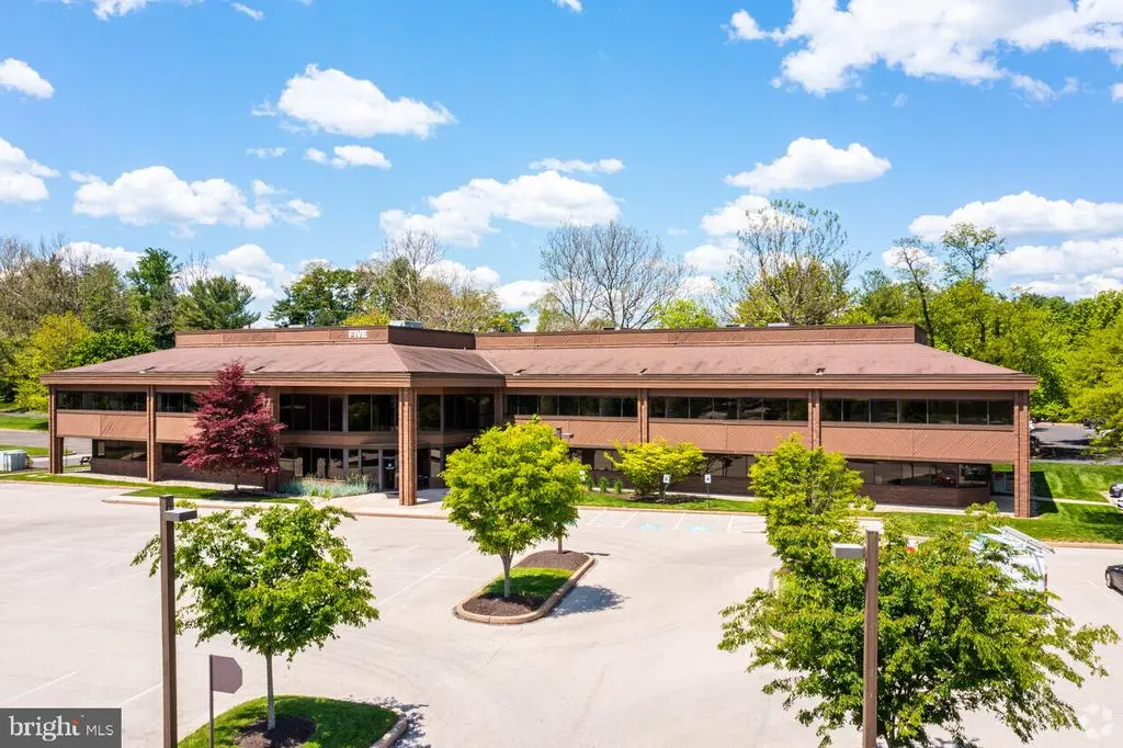 300 E Welsh Rd #5, HORSHAM