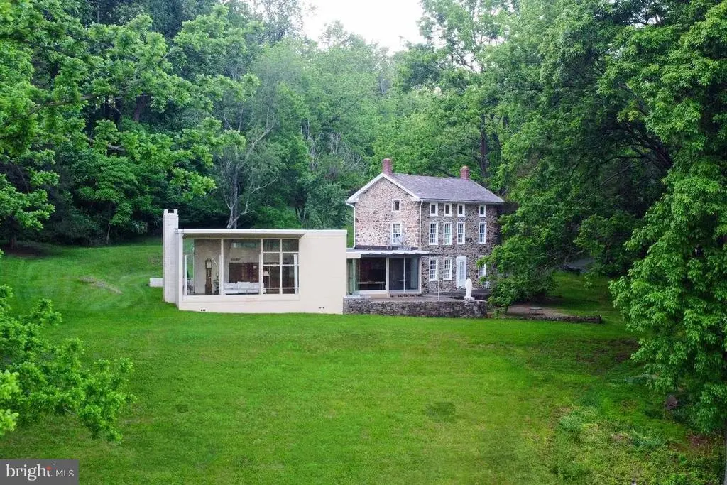 2585 Charlestown Rd, PHOENIXVILLE