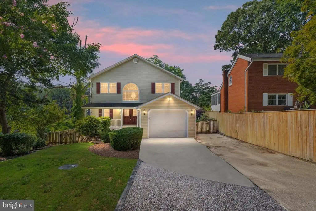 619 Riverside Dr, Pasadena