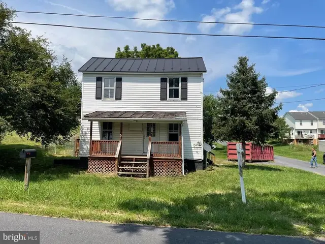 604 W King St, Strasburg
